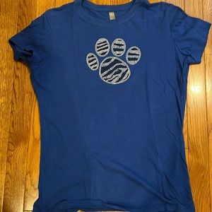Paw print Tshirt